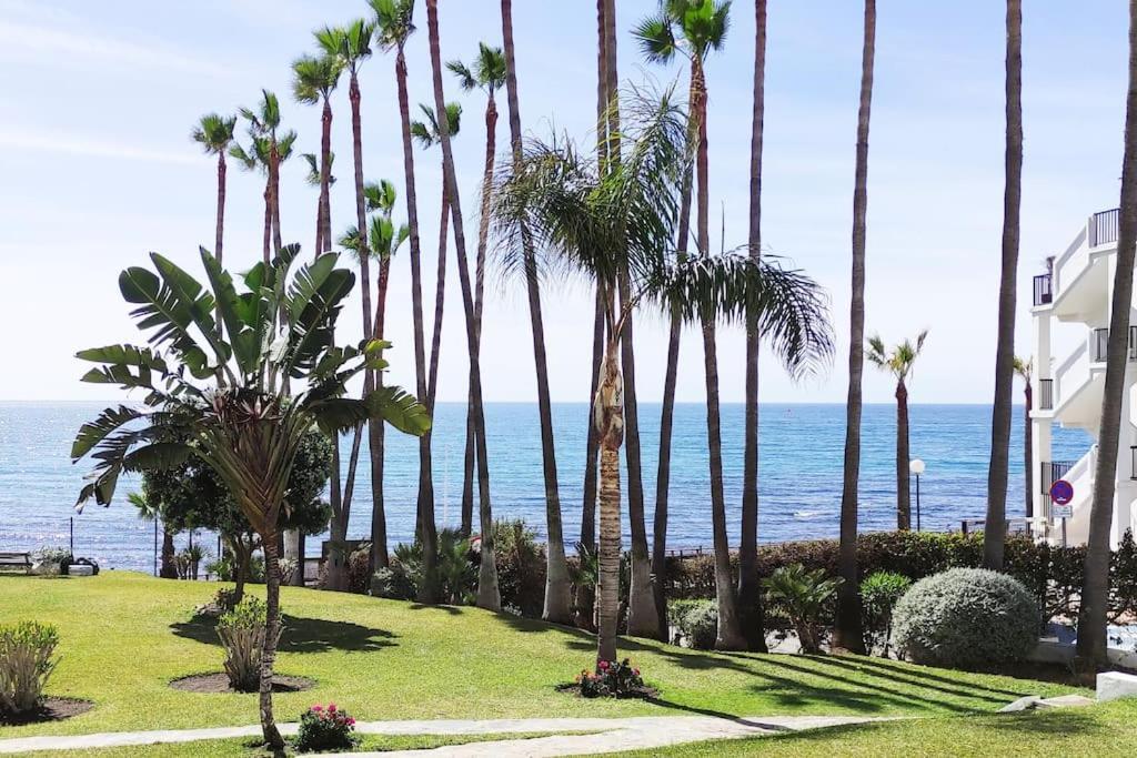 Algaida Beachfront - Seaview Studio Costa Del Sol Apartment Sitio de Calahonda Exterior photo
